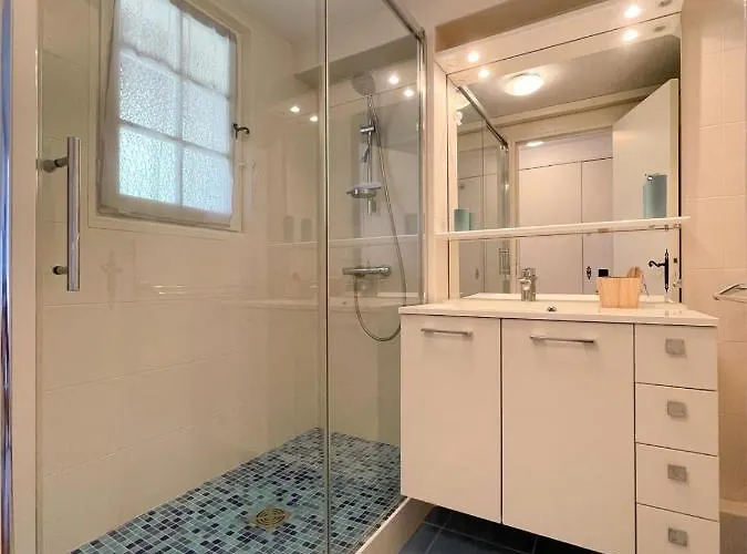 Apartman Superb With Balcony Near The Saint-Raphaël